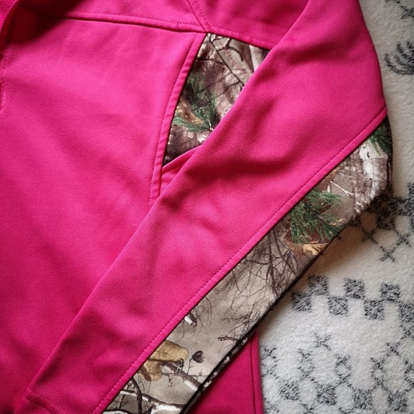 Pink & Camo Longsleeve Quarter-zip - Picture 4 of 6